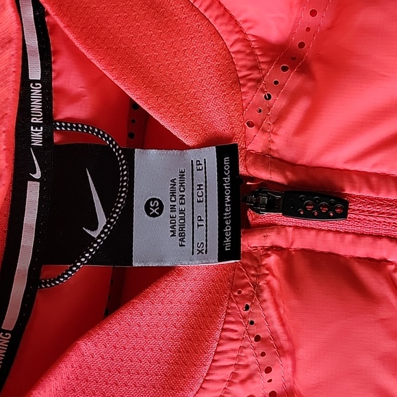 Nike lightweight Down Filled Vest - XS - Picture 3 of 4